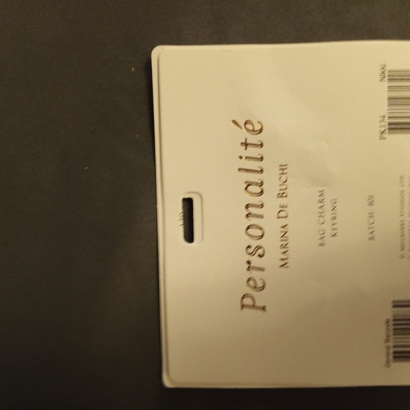 Gold Keychain - Picture 2 of 2